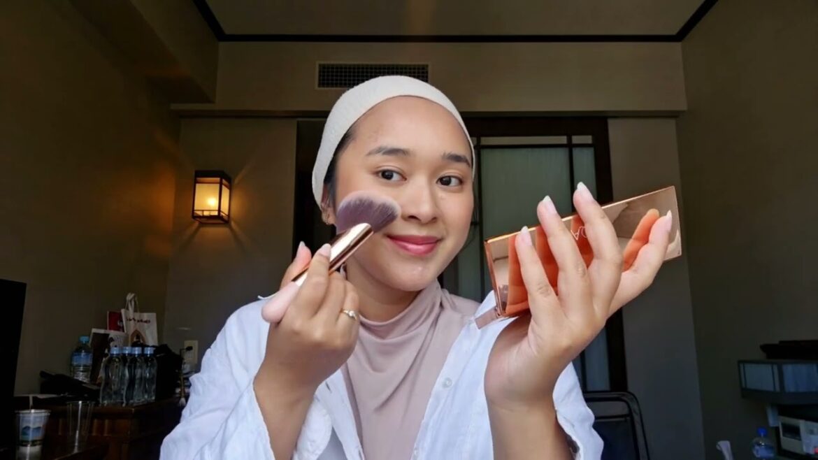 My Travel Makeup Look!
