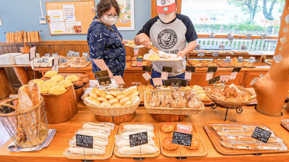 110種類以上のパンを焼き上げる地元繁盛店ベーカリー!常連客が愛してやまない至高のパンの数々|Japanese Bakery 110種類以上のパンを焼き上げる地元繁盛店ベーカリー!常連客が愛してやまない至高のパンの数々|Japanese Bakery