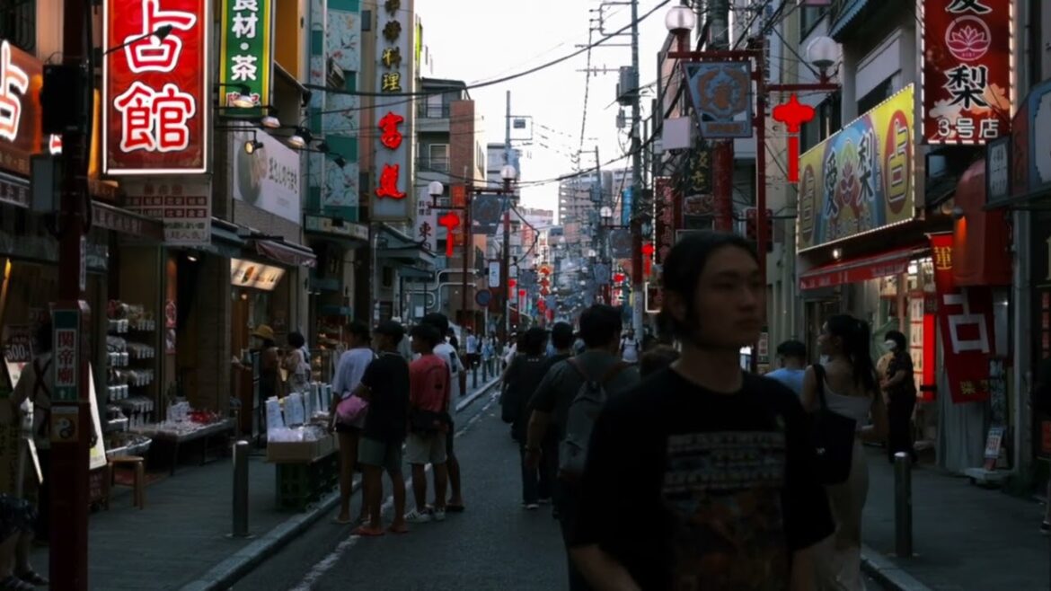 A day in Yokohama - Shooting video on the Fujifilm x100v (Part 2)