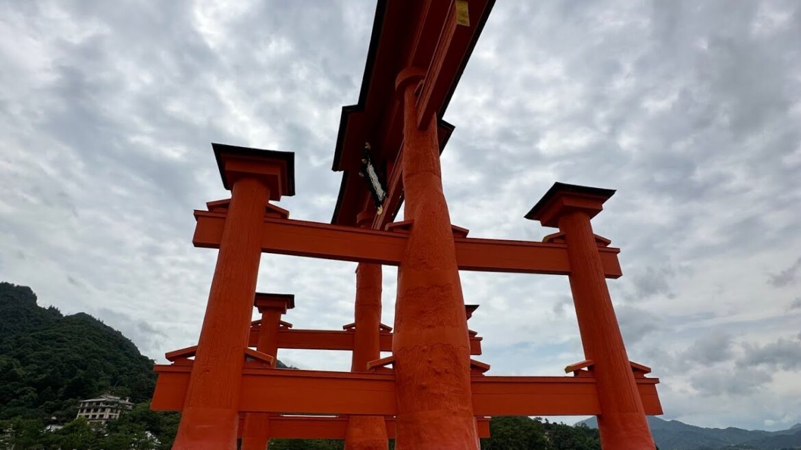 Japan Trip part 5 – Miyajima and Hiroshima (@traveltheworld4913 ) Japan Trip part 5 - Miyajima and Hiroshima (@traveltheworld4913 )