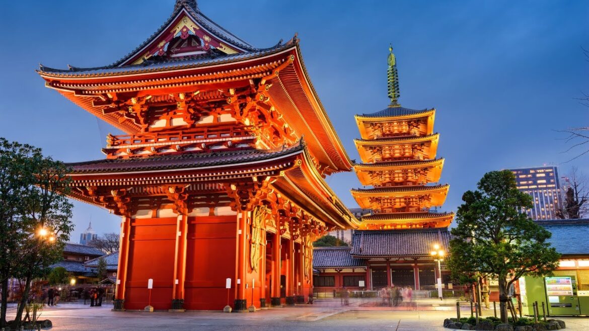 🏮✨ Japan Travel Destinations 2023: Explore Sensouji in Asakusa, Tokyo! #shorts 🏮✨ Japan Travel Destinations 2023: Explore Sensouji in Asakusa, Tokyo! #shorts