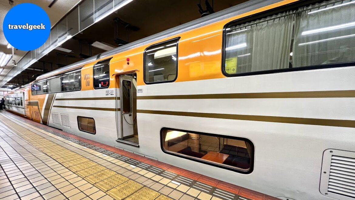 Riding Japan's Double Decker Private Room Train Vista Car | Mie - Nagoya