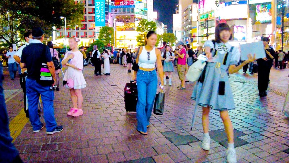 Shibuya in Tokyo 🐶🍻Enjoy Night Shibuya ♪💖4K ASMR non-stop 1 hour 05 minutes