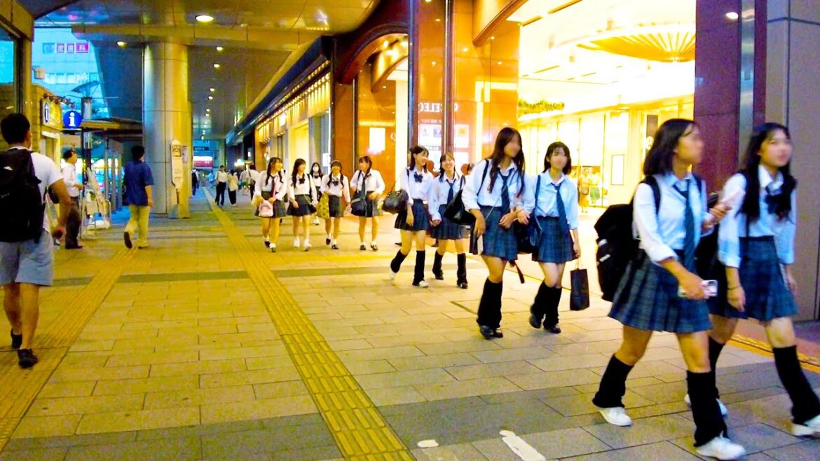 Hachioji in Tokyo🐶🍻Beautiful Town♪💖4K ASMR Nonstop 1 hour 01 minutes