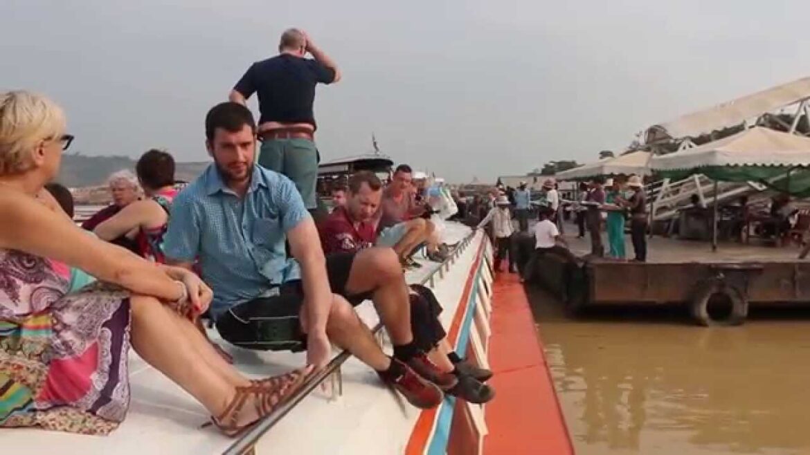Speedboat from Siem Reap to Phnom Penh