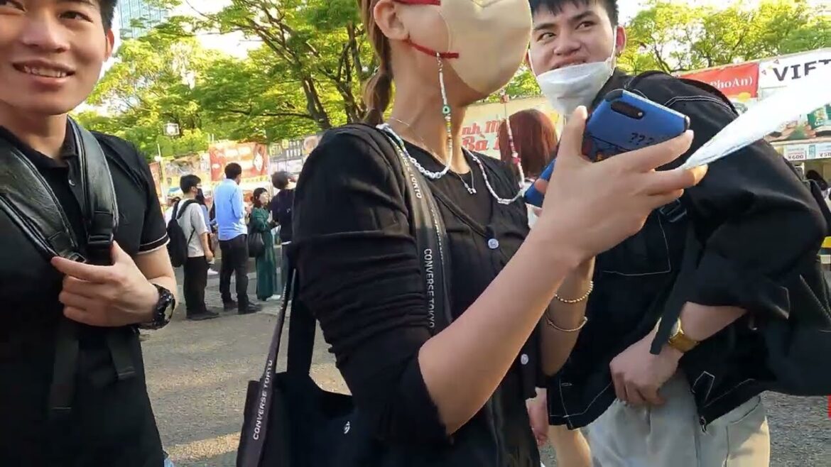 【JAPAN 4K】Walking Tour at Vietnam Festival at Yoyogi Park【TOKYO 東京】