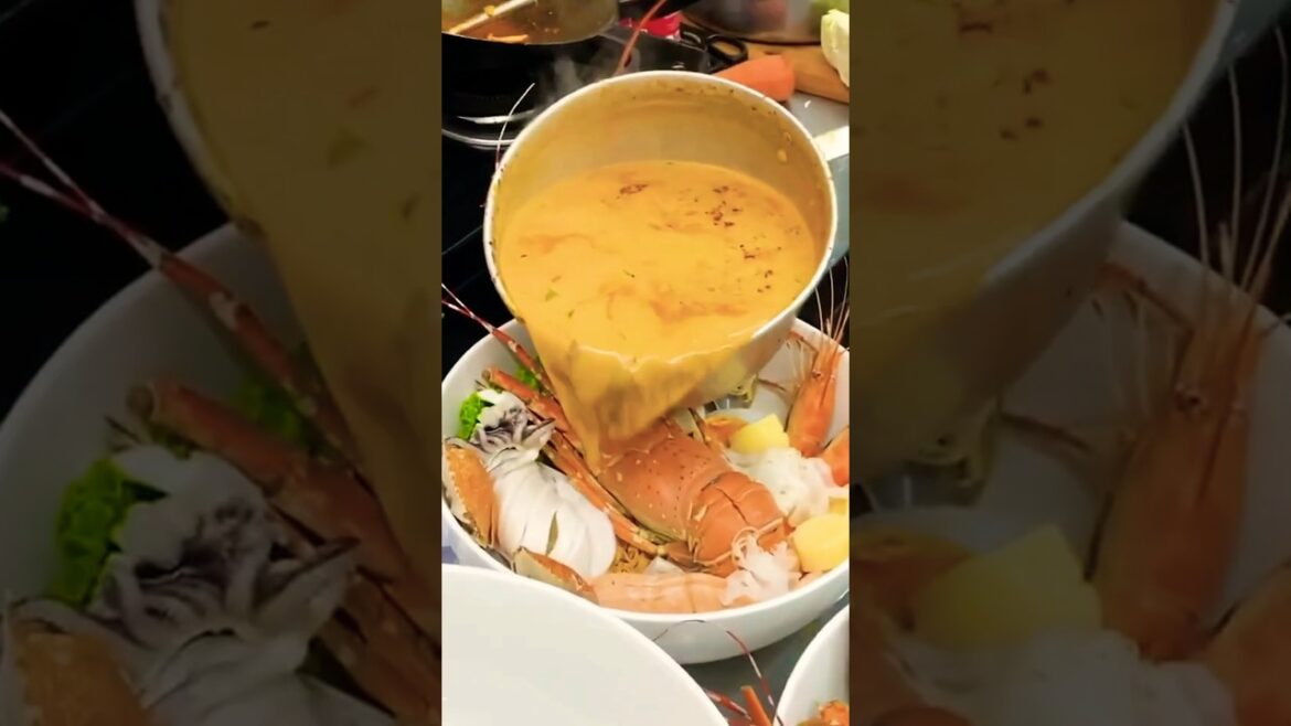 Giant Lobster Tom Yum Noodles - Thai Street Food