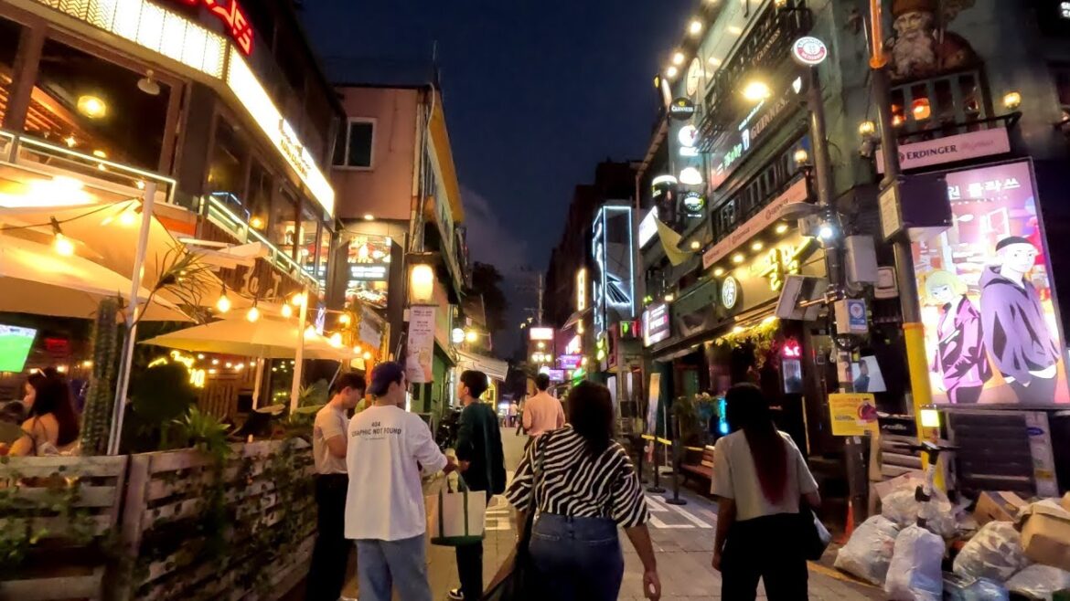 4K Walk | The alleys and world food streets of Itaewon, Seoul