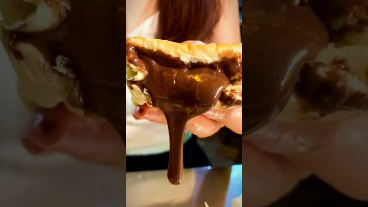 Famour Toasted Buns - Thai Street Food