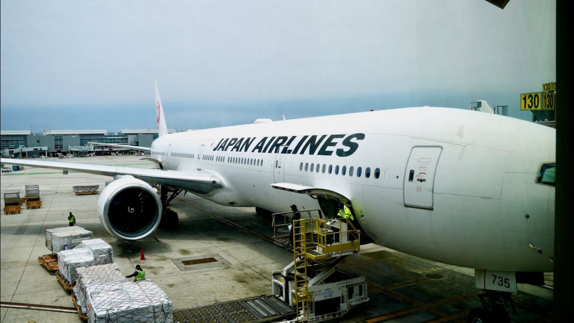 Japan Airlines 777-300ER First Class LAX-HND, Round the Asia 1