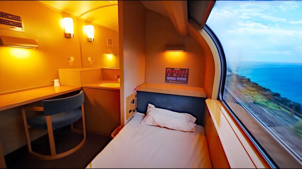 Impressive First Class Rooms on Japan’s Sleeper Train | Sunrise Express