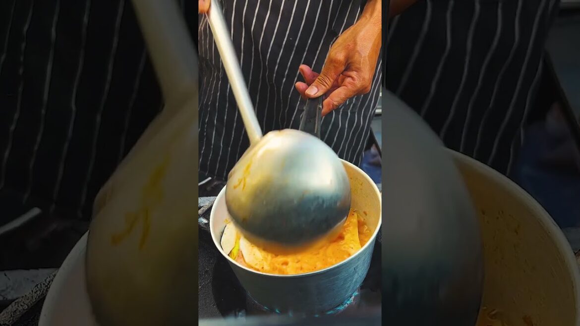 Amazing street cooking in Thailand #streetfood #cooking #food #amazing #reels #shorts