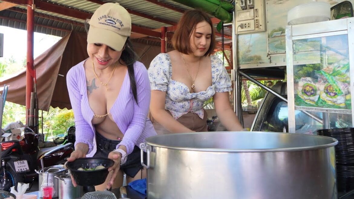 Beautiful & Hard Working Chef Lady Cooks Special Meat Noodle – Thai Street Food Beautiful & Hard Working Chef Lady Cooks Special Meat Noodle - Thai Street Food