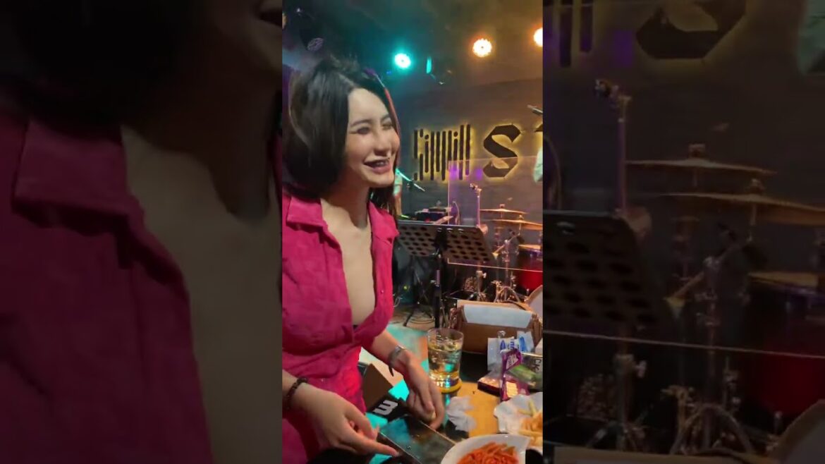 Thai Beauty girl's nightlife~ Phuket town Hi society!