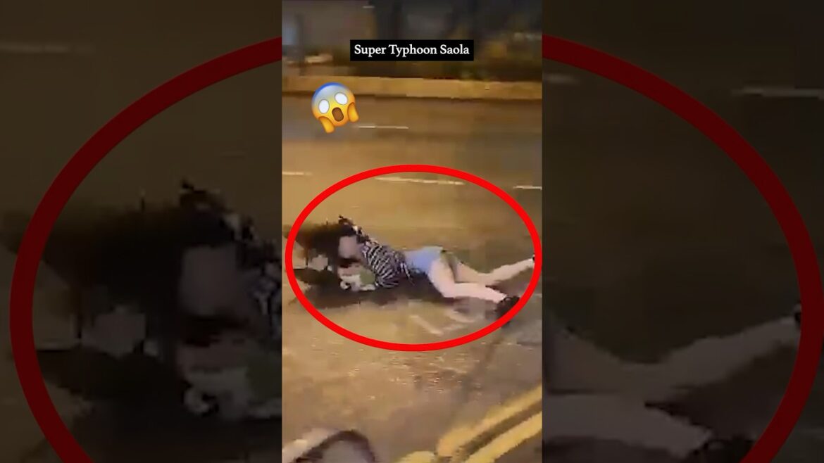 😱OMG! Super typhoon #saola almost swept away pedestrians! #typhoon #nature #storm #shorts #viral 😱OMG! Super typhoon #saola almost swept away pedestrians! #typhoon #nature #storm #shorts #viral