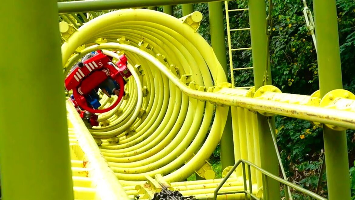 Ultra Twister with Dive Loop | Rusutsu Resort Japan | Offride