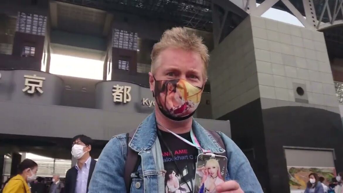 jeudi 24 nov  #japon  #short devant  #kyoto  saikyo cosplayer Hane ame