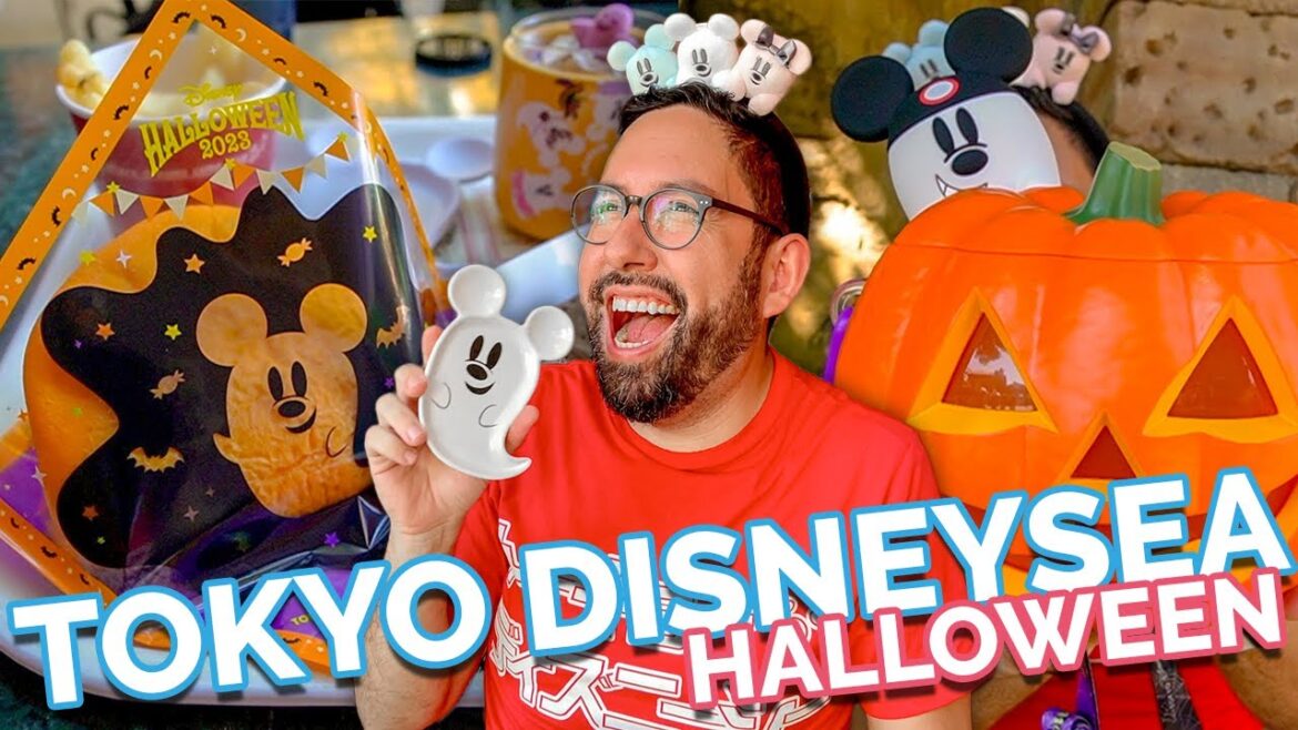A Day at Tokyo DisneySea for Halloween 2023 Eating Food!