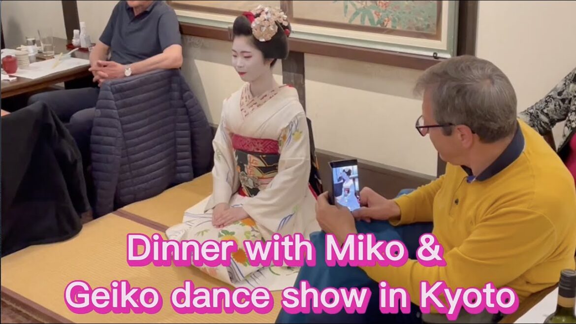 Dinner with Miko & Geiko dance show in Kyoto
