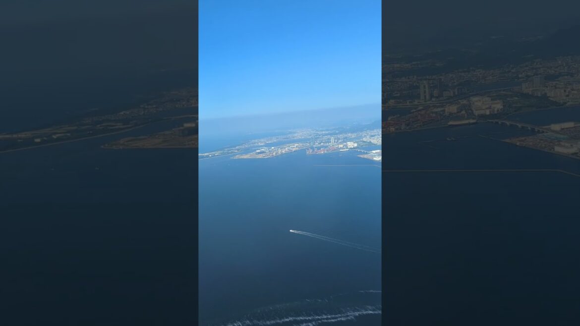 Landing in Fukuoka Airport, Japan 🇯🇵 #hk4k #travel #4k