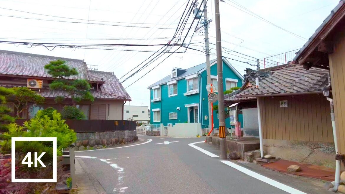 Japan 4K Walking Tour - Autumn morning stroll through Nagoya's suburbs [4K/60fps]
