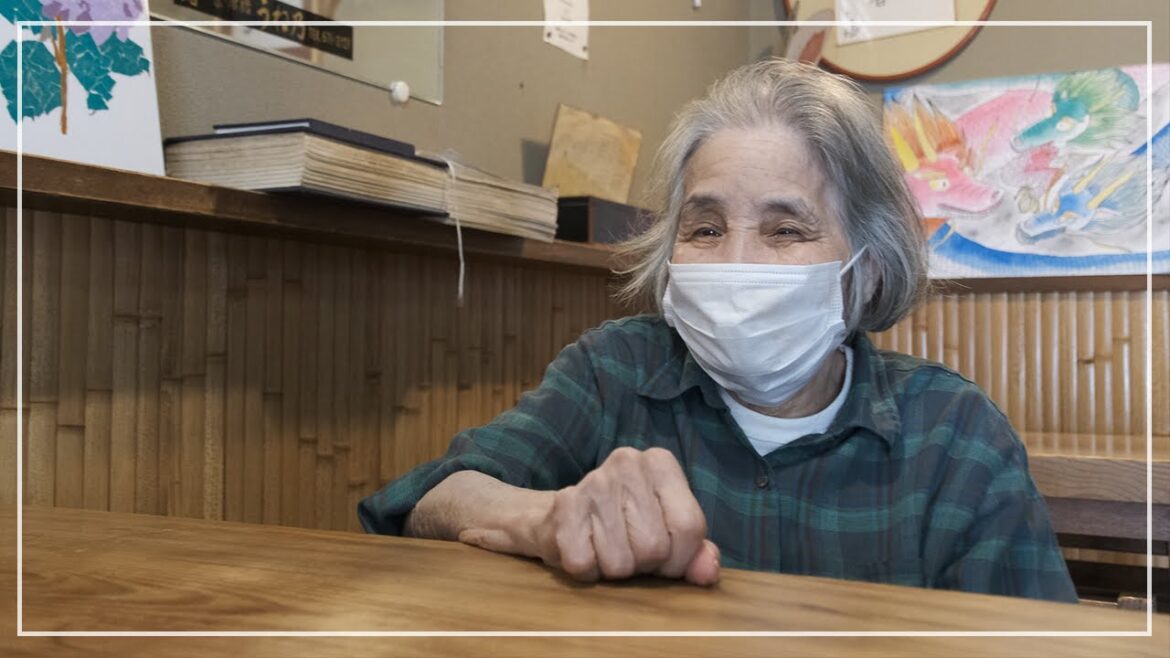 Discover the heartwarming story behind grandma’s udon shop. うどん 笑福亭 京都 Discover the heartwarming story behind grandma's udon shop. うどん 笑福亭 京都