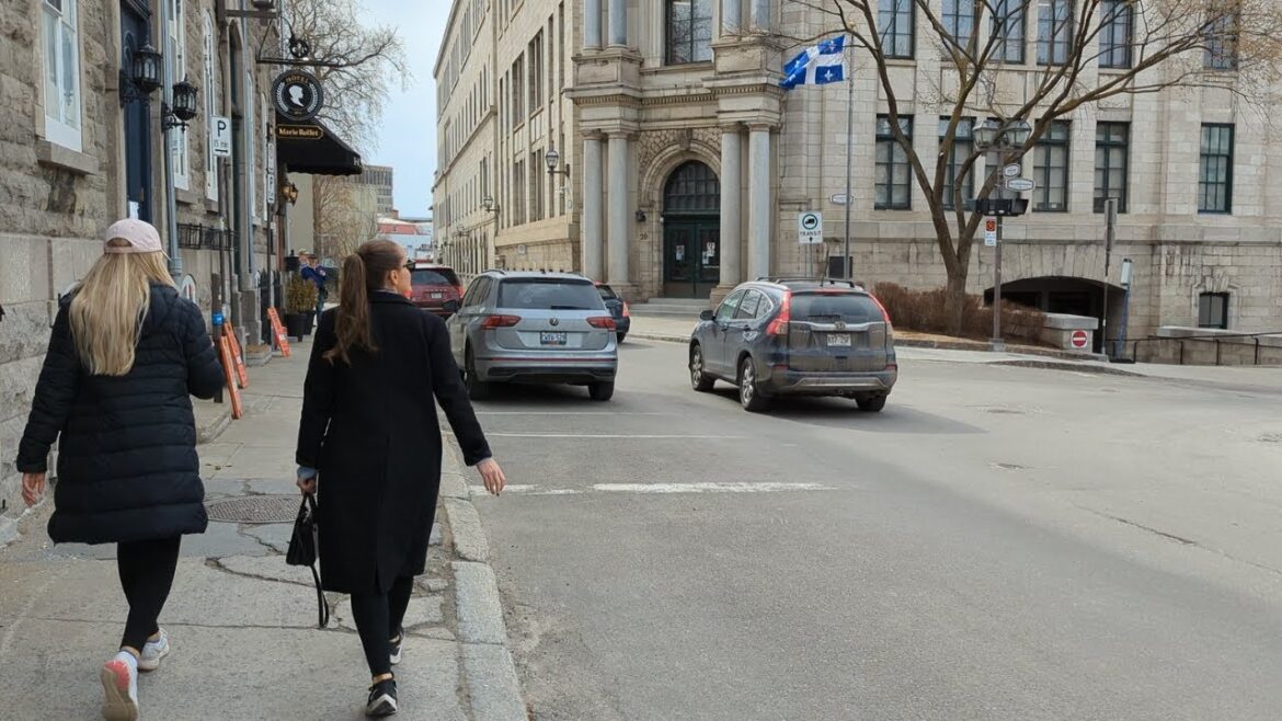 4PM Saturday Quebec City | Walking Tour 4K UHD 4PM Saturday Quebec City | Walking Tour 4K UHD