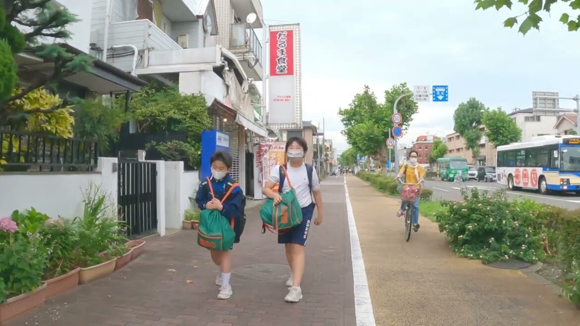 Japan Walking at Evening -  Kobe Koshien Station with Ambience Sound
