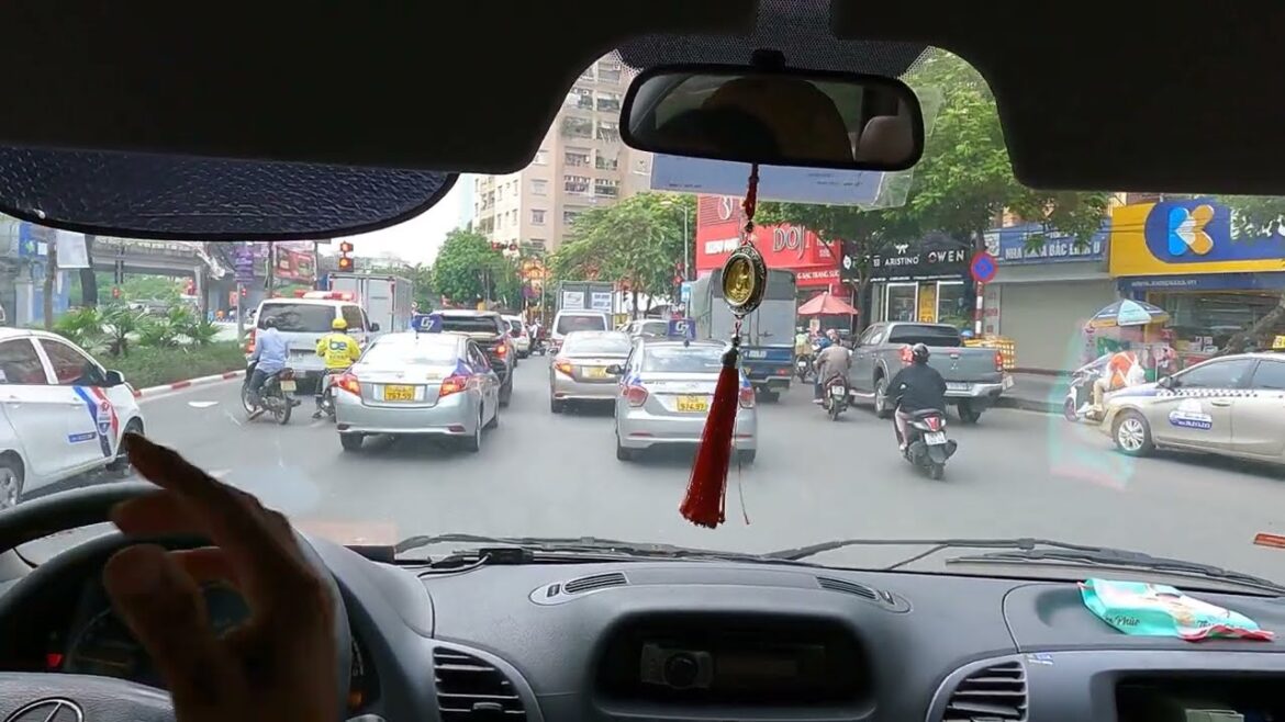 【VIETNAM 4K】Driving in Hanoi city【TOKYO 東京】 【VIETNAM 4K】Driving in Hanoi city【TOKYO 東京】