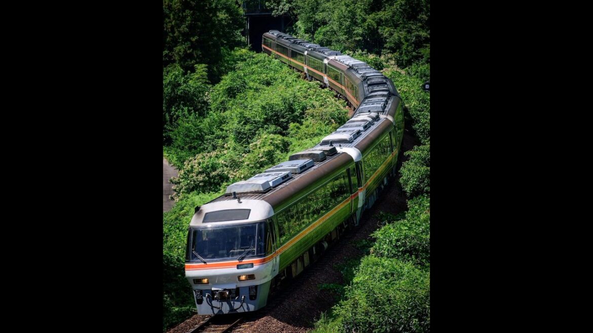 Are super trains going in Japan? #japan #train #japantravel #india #short #travel Are super trains going in Japan? #japan #train #japantravel #india #short #travel