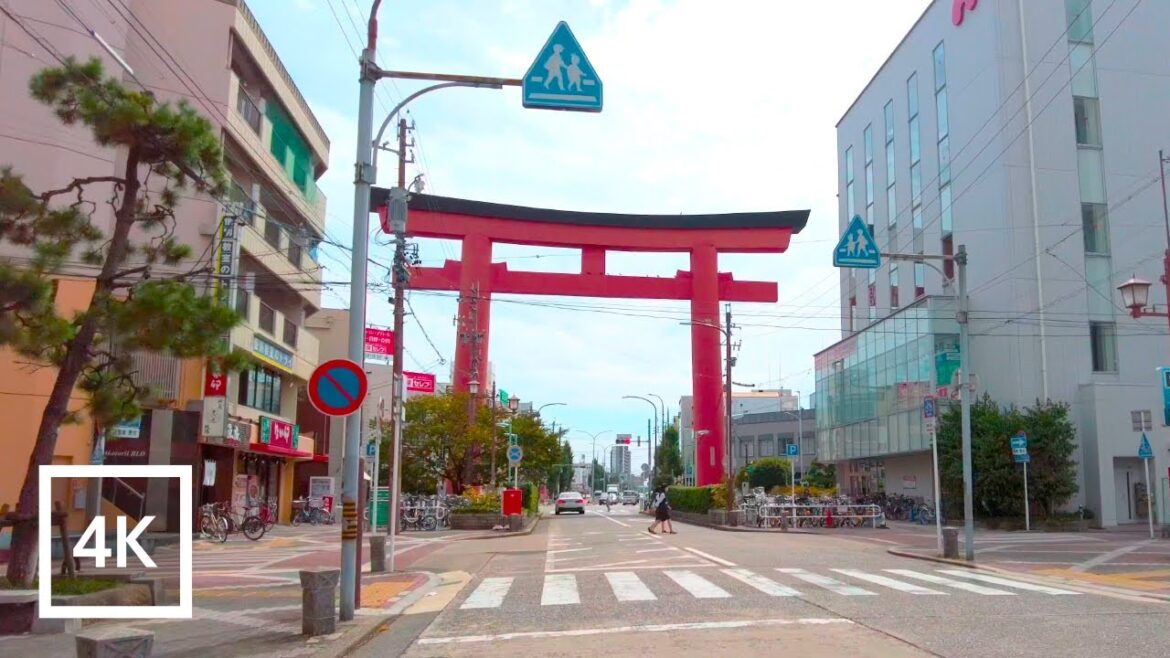 Japan 4K Walking Tour - Autumn stroll through Nagoya's cityscape/Nagoya Japan street tour [4K/60fps]