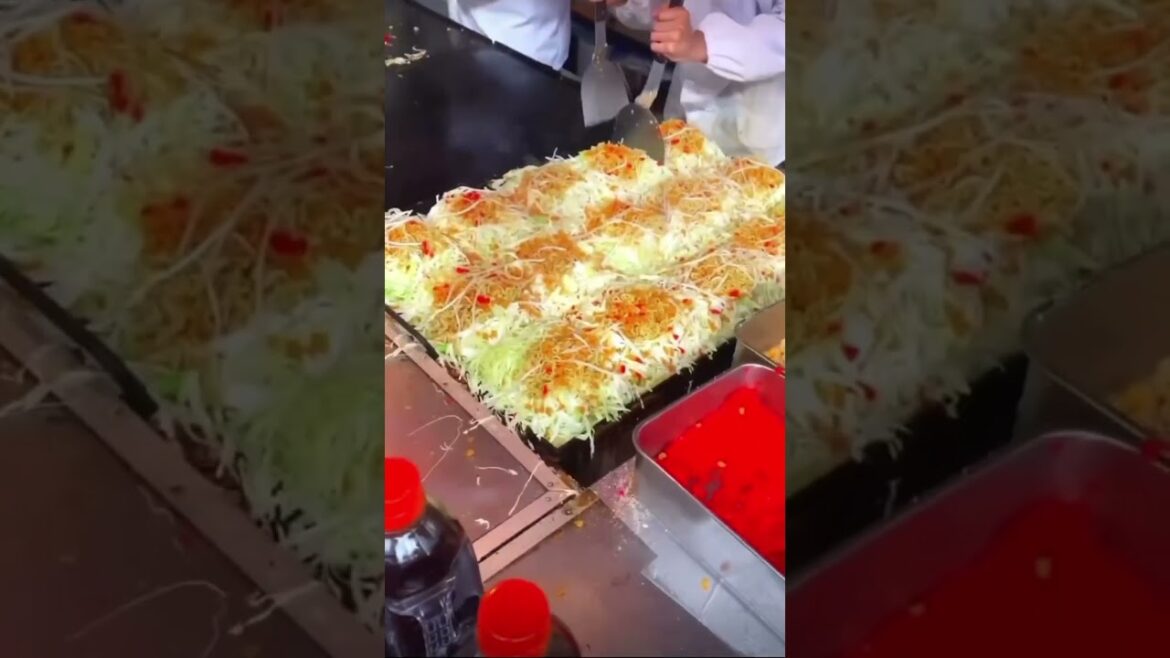 #shorts Osaka-style Okonomiyaki #streetfood #japan #travel