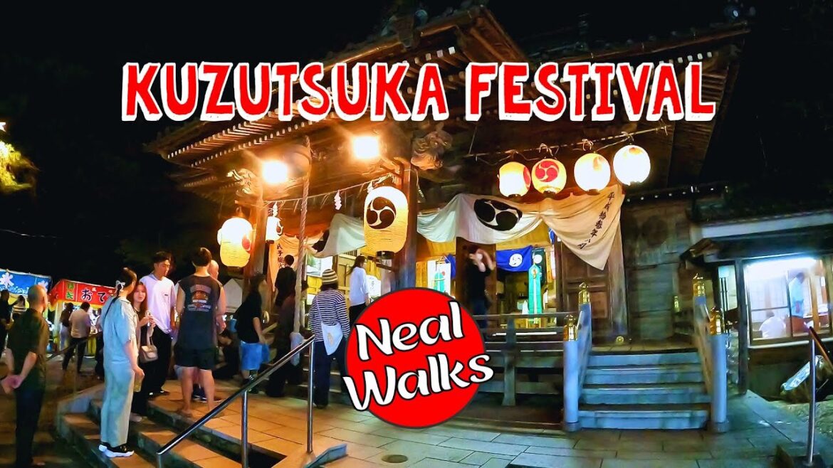 Japan’s Kuzutsuka Festival – Shrine and Food Stalls Japan's Kuzutsuka Festival - Shrine and Food Stalls