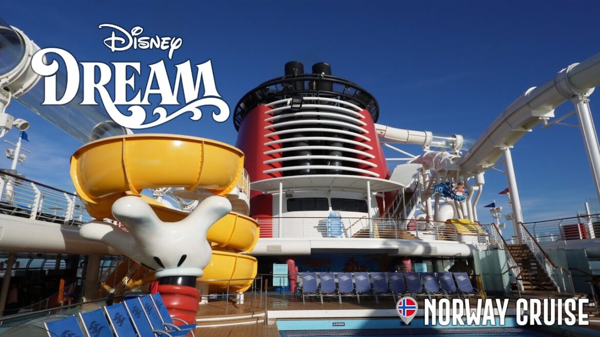 So Much Fun Onboard Day 2 on the Disney Dream - Cruise Vlog