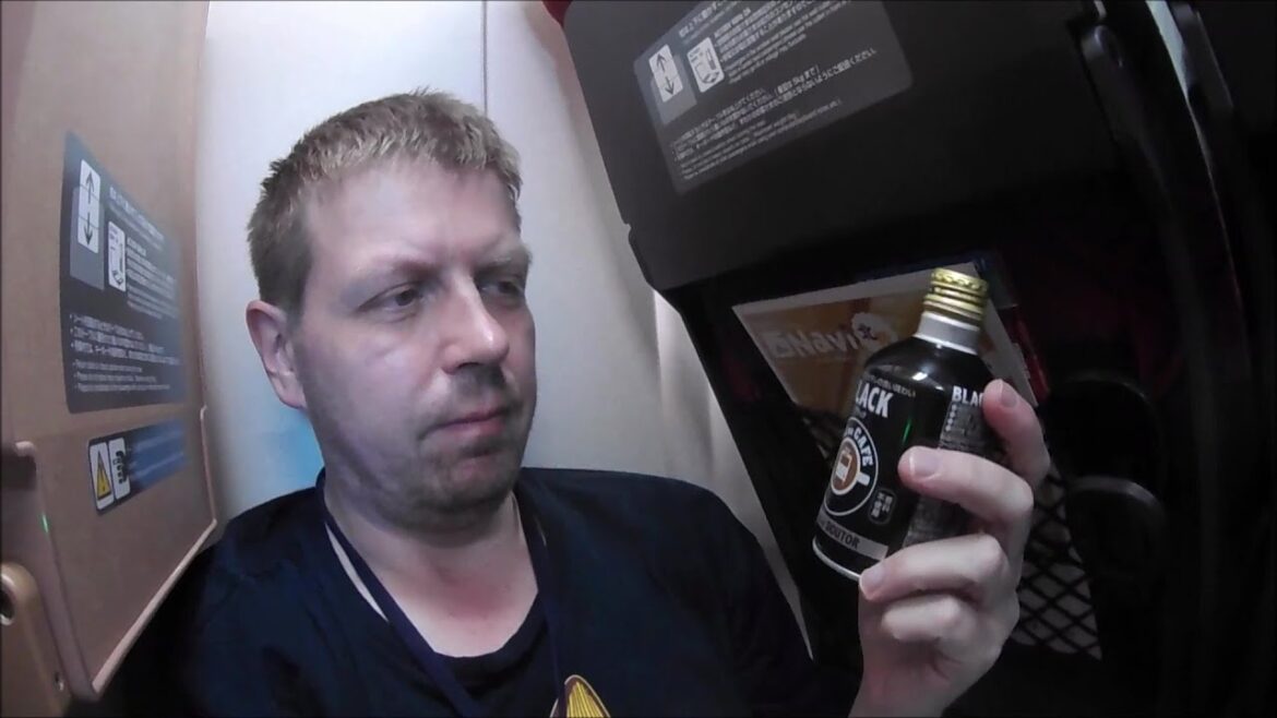 Zatłoczony Shinkansen do Nagano – ale mam własny kąt, kanapkę i kawę z pociągiem :) Zatłoczony Shinkansen do Nagano - ale mam własny kąt, kanapkę i kawę z pociągiem :)