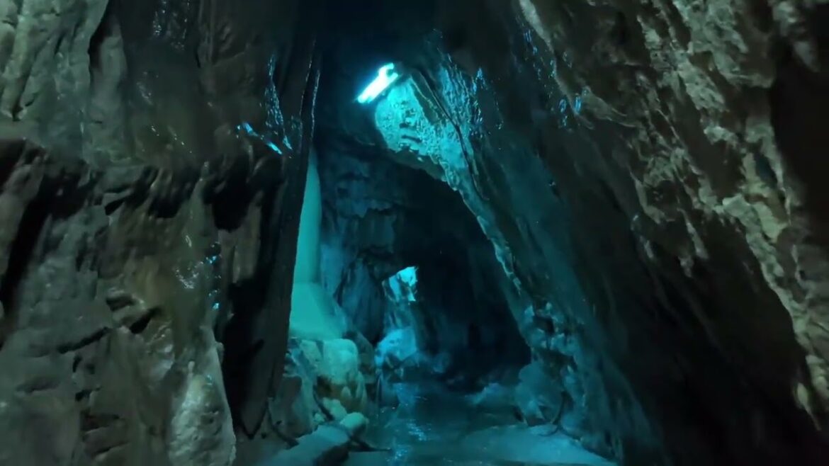 [Ikura Cave] 100% humidity, a cave built over hundreds of millions of years