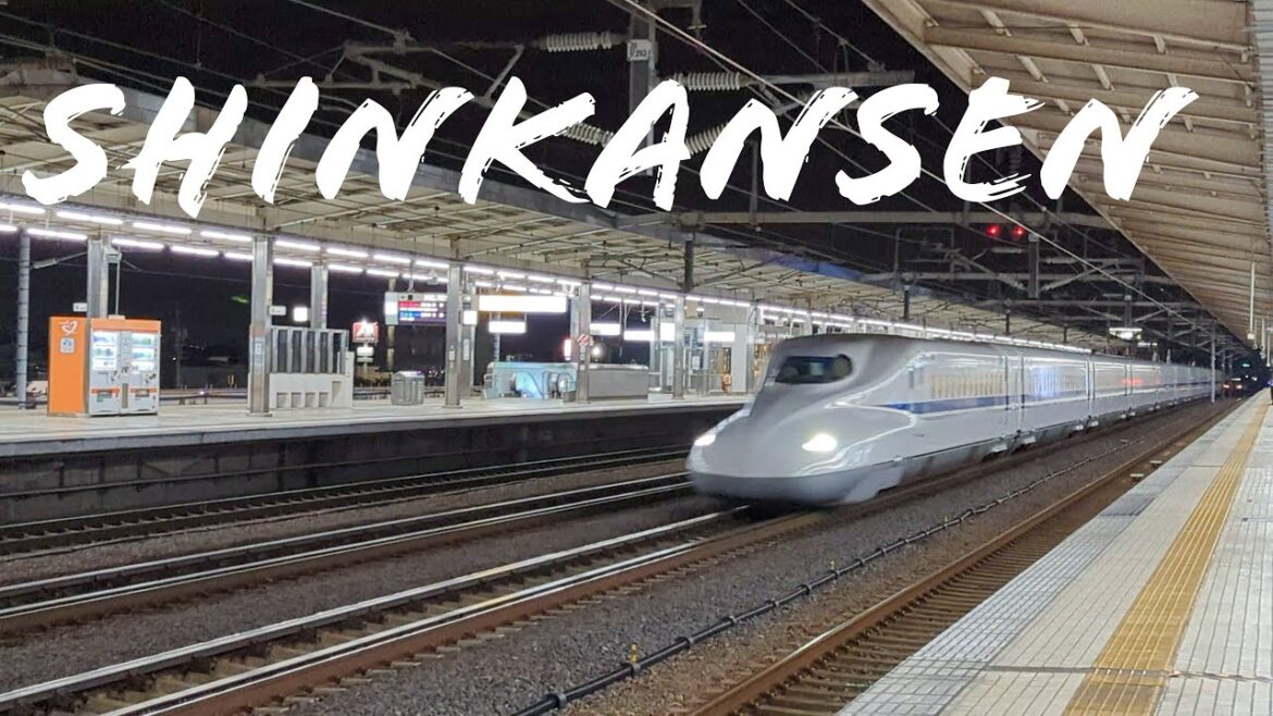 Shinkansen is sooo fast!!