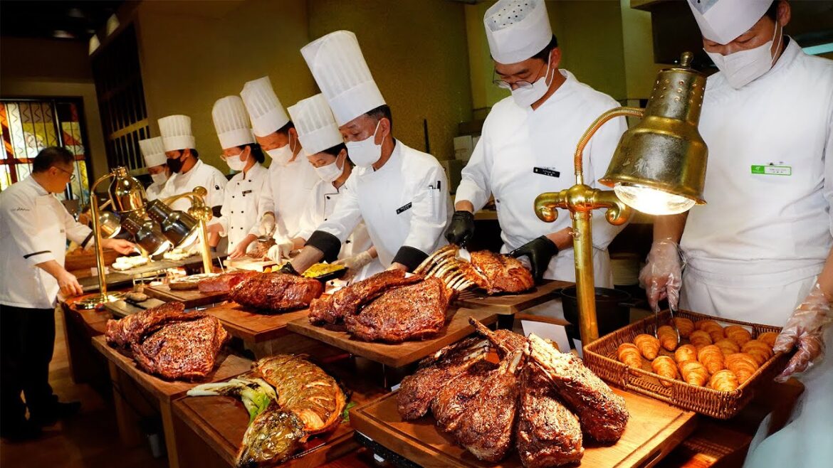 5성급 호텔의 통고기 뷔페? 통째로 구운 5가지 고기와 와인,맥주도 무제한인 호텔뷔페┃5-star hotel buffet / Korean street food