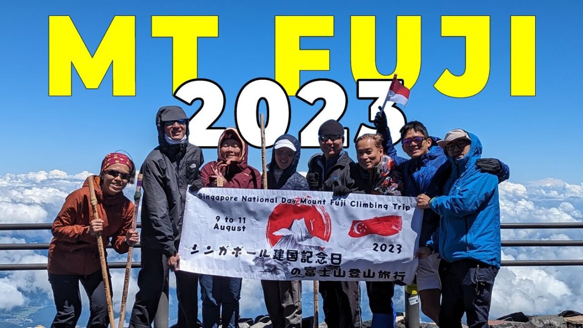 Climbing Mount Fuji with 7 Friends 2023 (On SG National Day) Climbing Mount Fuji with 7 Friends 2023 (On SG National Day)