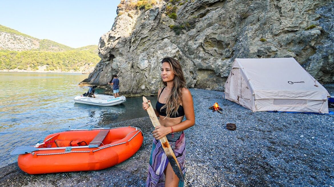 DENİZ KAMPINDA ZEHİRLENİYORDUK – Yeni botumuzla ilk günümüz DENİZ KAMPINDA ZEHİRLENİYORDUK - Yeni botumuzla ilk günümüz