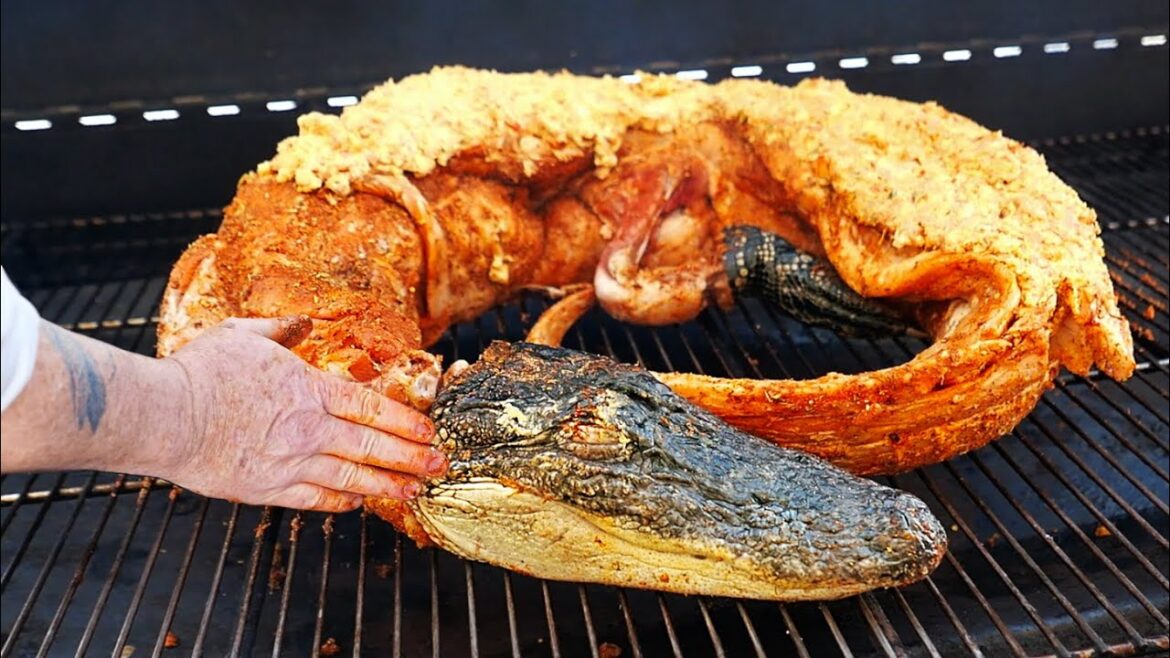 American Food - ALLIGATOR SANDWICHES and BARBECUE SHRIMP Iowa Seafood America