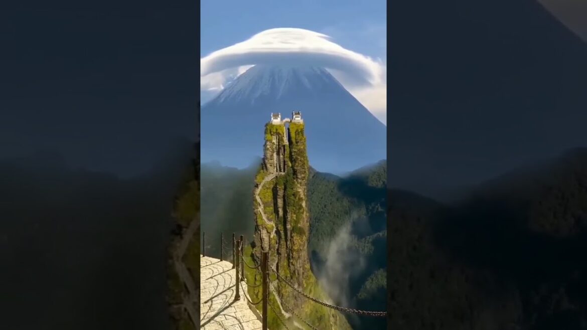 Amazing view😍 📍Mont Fuji Japan #shorts Amazing view😍 📍Mont Fuji Japan #shorts