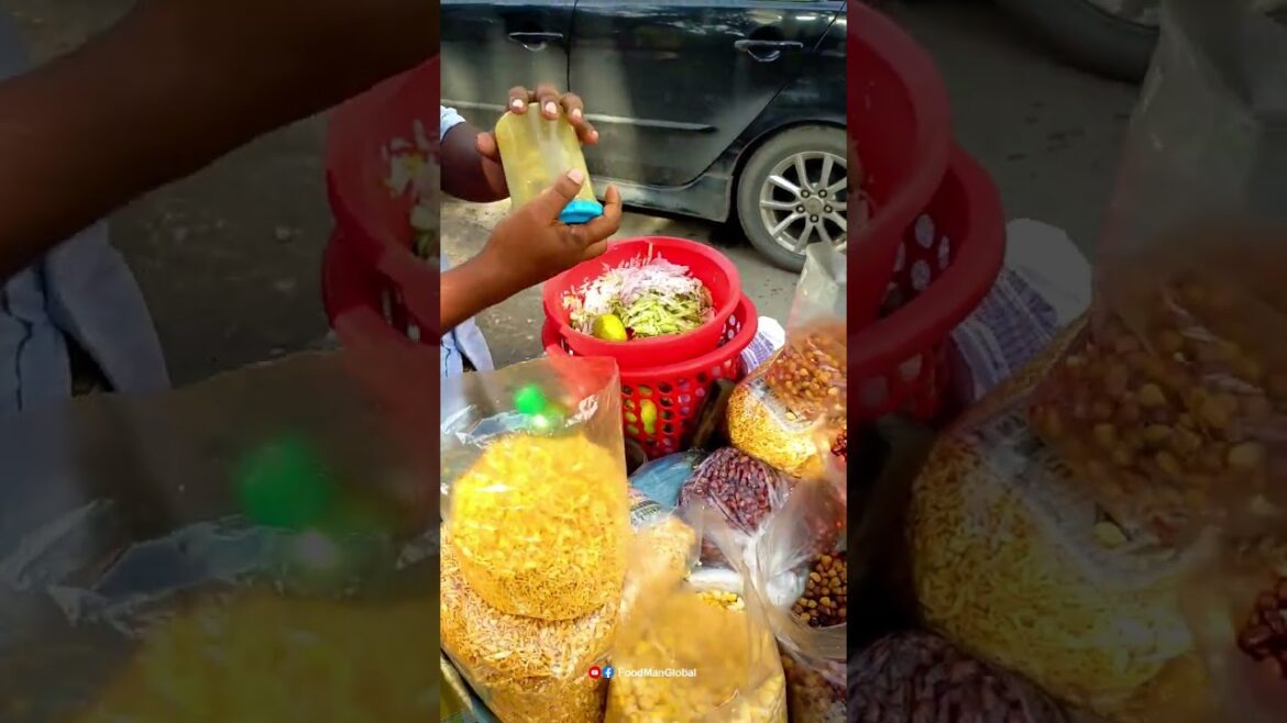 Masala Chanachur Street Snacks | Bangladeshi Street Food #Shorts #shortsvideo  #streetfood #foodman