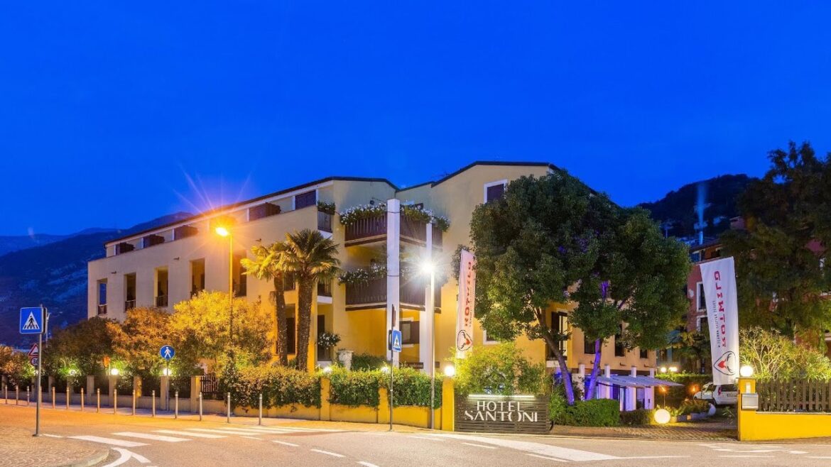 Hotel Santoni, Nago-Torbole, Italy