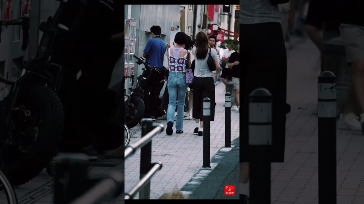 #shorts Japanese street fashion trend 4 #travel #walking #fashion #vlog #street #tour #trending