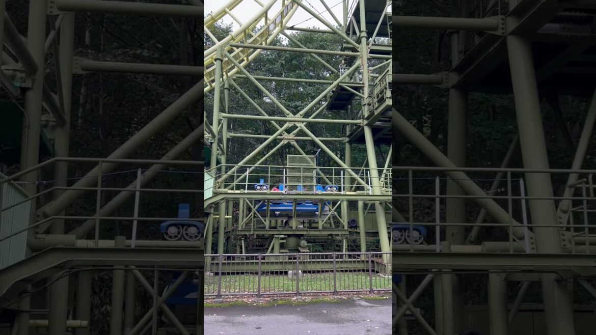 Ultra Twister at Rusutsu Resort with Turntable and Tilt to Vertical Lift Hill - Would You Ride It?