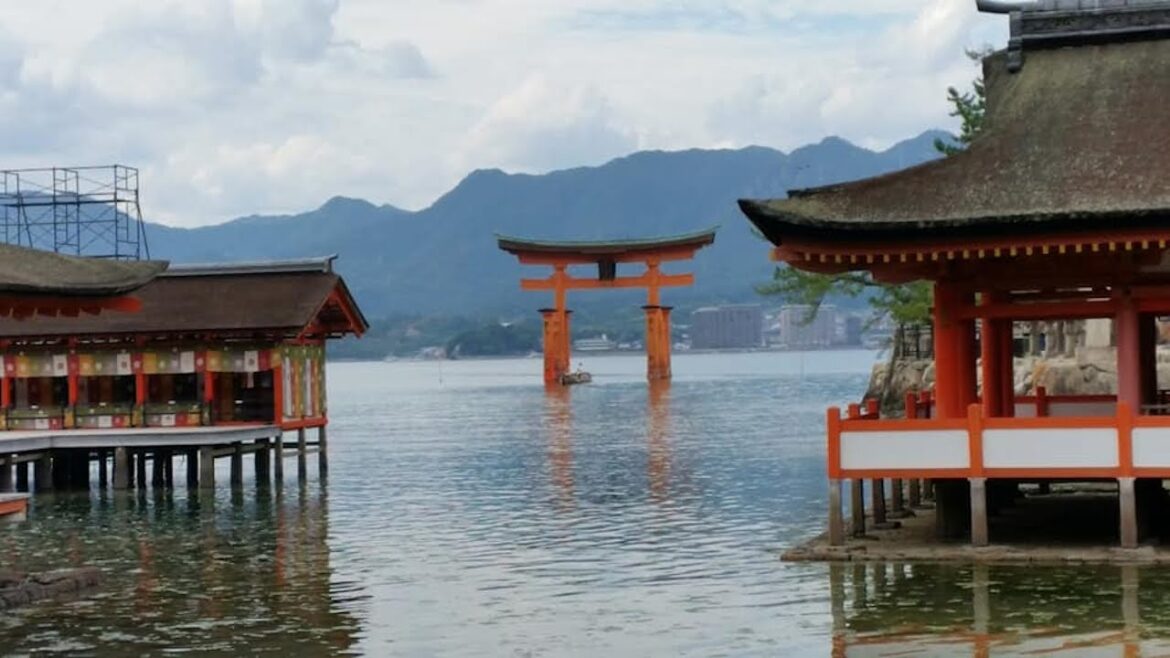 Japan-Hiroshima - Day 10  Miyajima Island - Itsukushima Shrine - Splendors of Japan Tour 16 Oct 2018