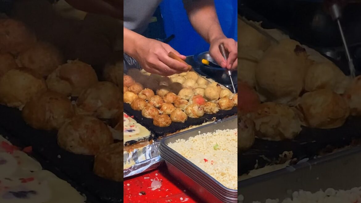 Delicious Octopus Balls 🐙🐙 Japanese Street Food Feast. #japan #streetfood
