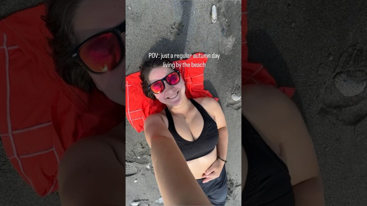 Cheers to the beach life! and best burgers in Shonan! #japantrip #japan #natureescape#lifebythesea Cheers to the beach life! and best burgers in Shonan! #japantrip #japan #natureescape#lifebythesea