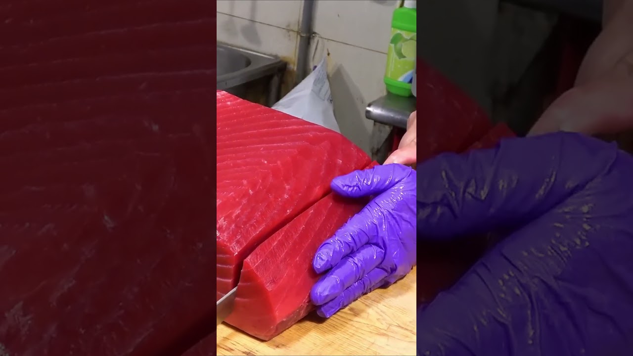 Giant Bluefin Tuna Cutting Master Luxurious Sashimi Taiwanese Street
